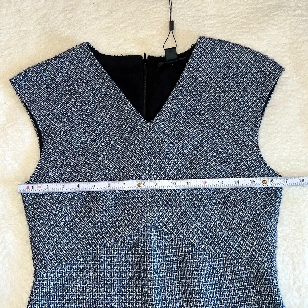 St. John‎ Tweed V-Neck A-Line Dress Black Blue Size 6 NWT